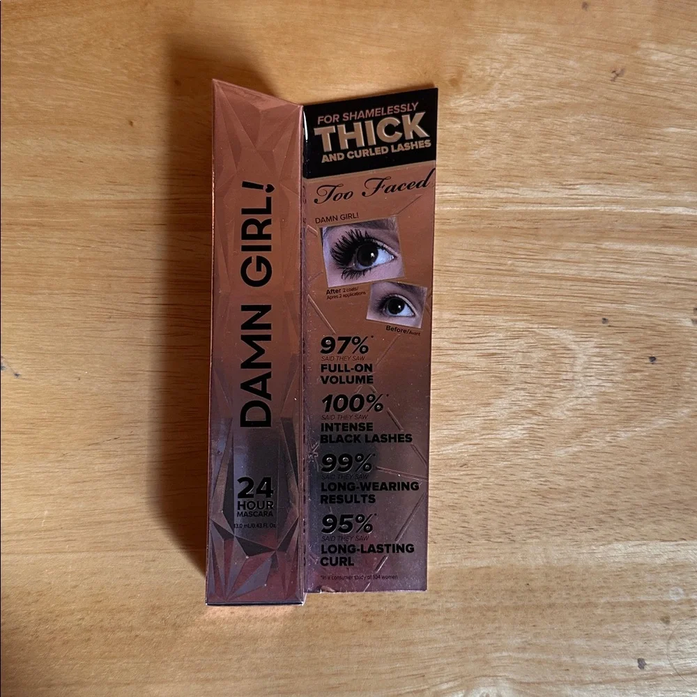 Too Faced Damn Girl Volumizing Mascara